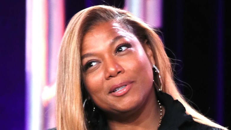 Queen Latifah smiling