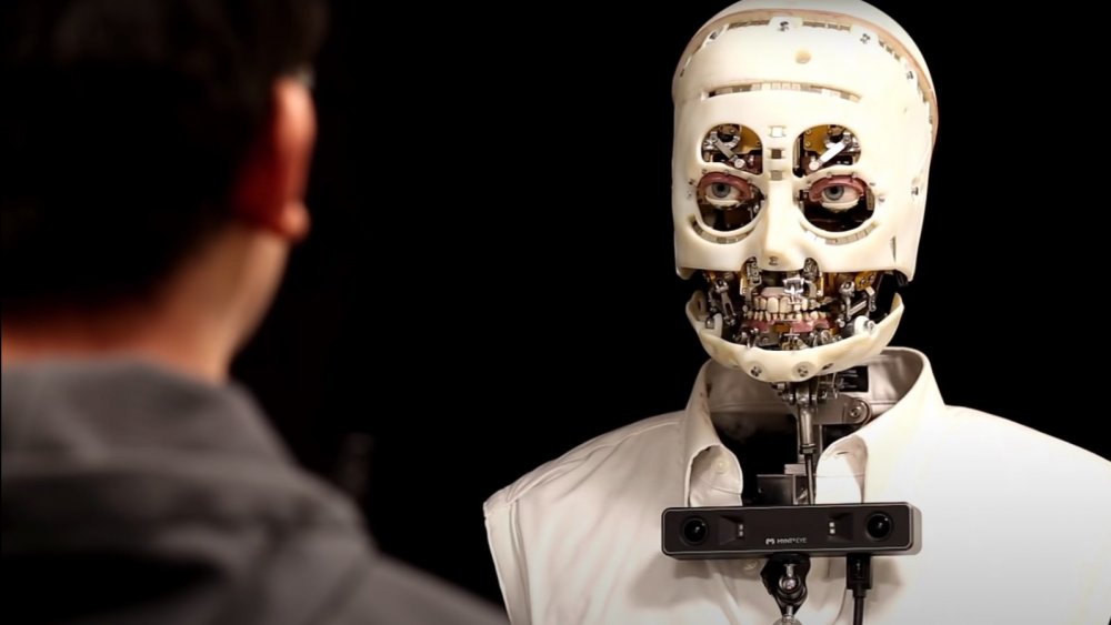 The nameless, faceless Disney robot