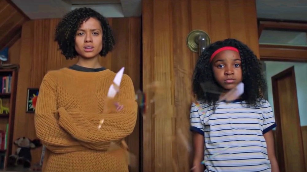 Gugu Mbatha-Raw and Saniyya Sidney in Fast Color