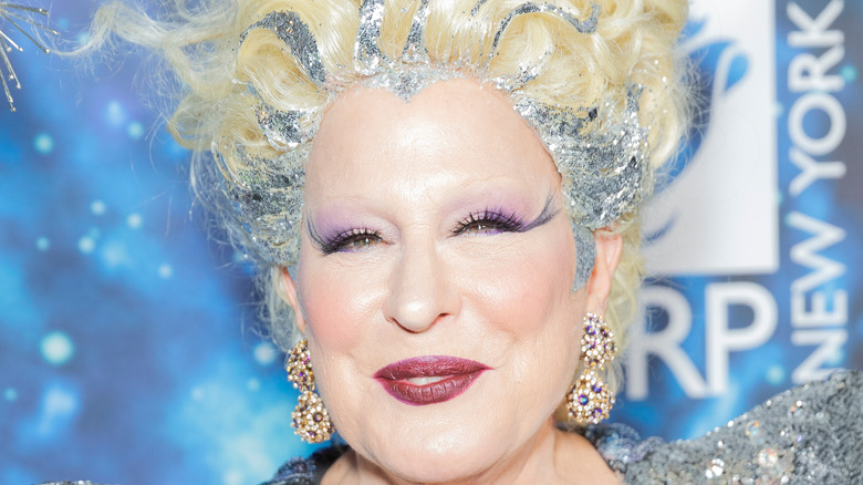 Bette Midler casting spells