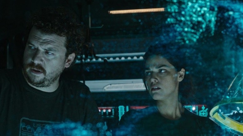 Tennessee and Upworth stare in "Alien: Covenant"