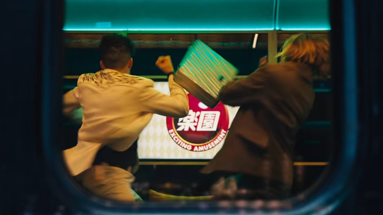 Bad Bunny and Brad Pitt fighting in Bullet Train