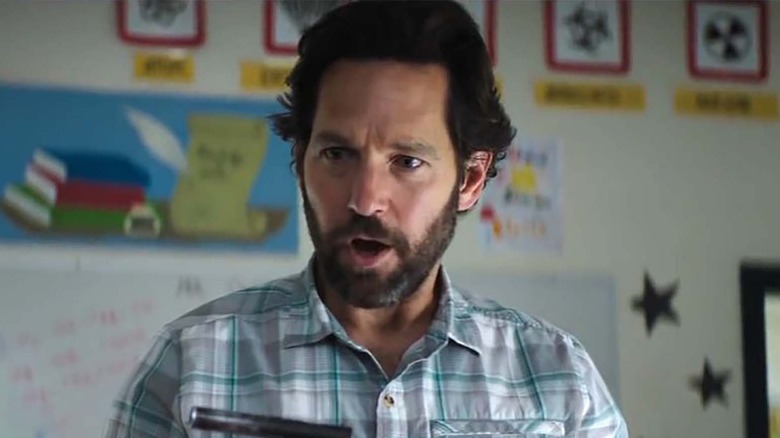 Paul Rudd talking to students