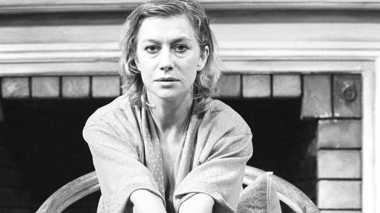 Young Mirren poses