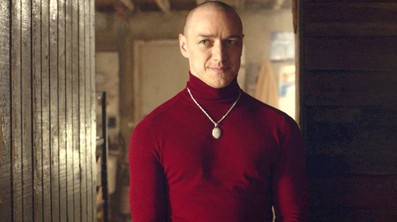 Kevin Wendell Crumb in hallway