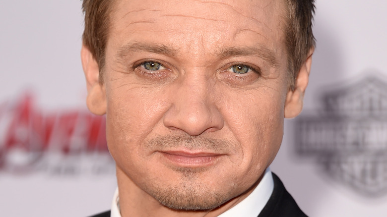 Jeremy Renner smiling