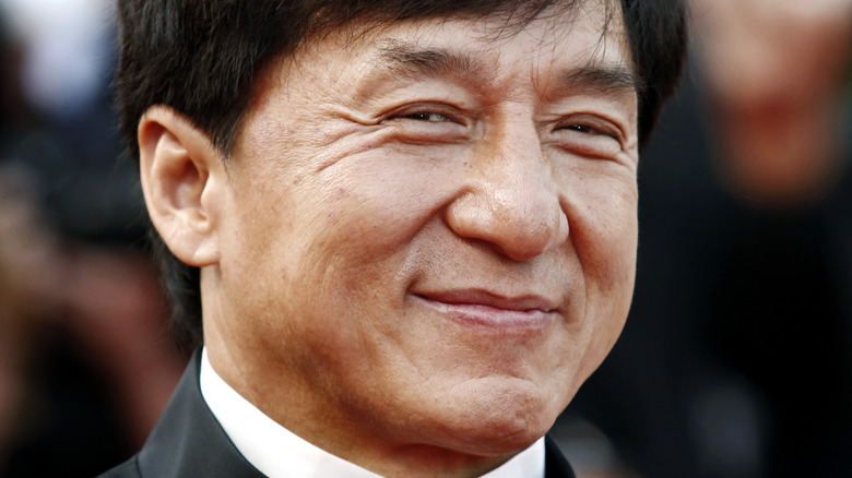   Jackie Chan posa per a la foto