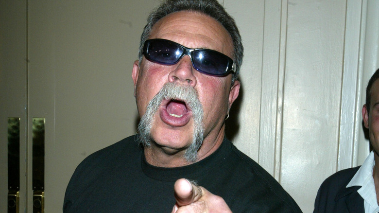 Paul Sr points and shouts