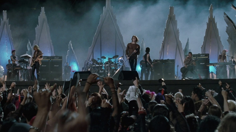 Lestat performing in concert