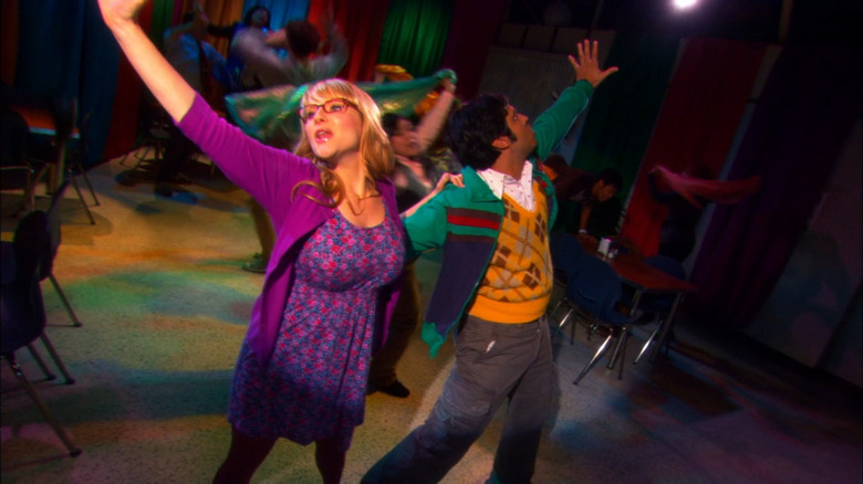 Raj does a Bollywood dance