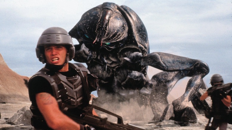 Tanker bug Casper Van Dien