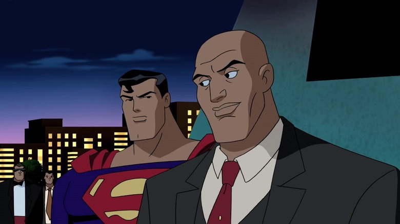 Lex Luthor glances at Superman