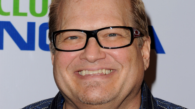 9. Drew Carey's Blonde Hair: The Inspiration Behind the New Look - wide 2