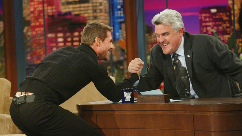 Tom Cruise arm wrestling