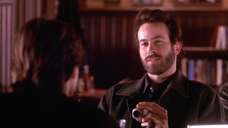 Jason Lee conversing