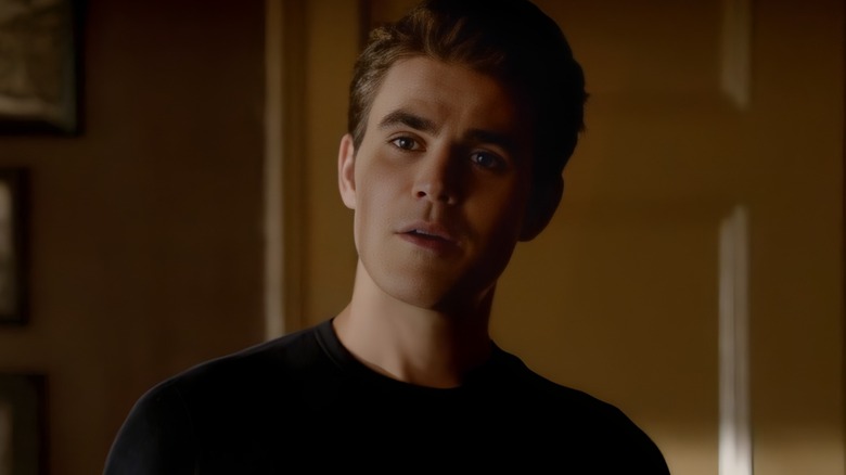 Stefan Salvatore head cocked