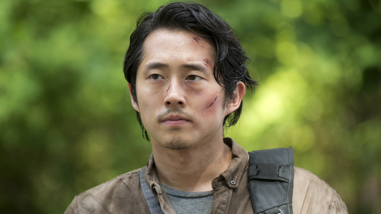 The Walking Dead: The Reason Glenn Was Killed Off In Season 7 – Looper