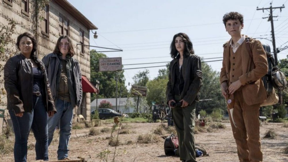 The main cast members of the spinoff series The Walking Dead: World Beyond