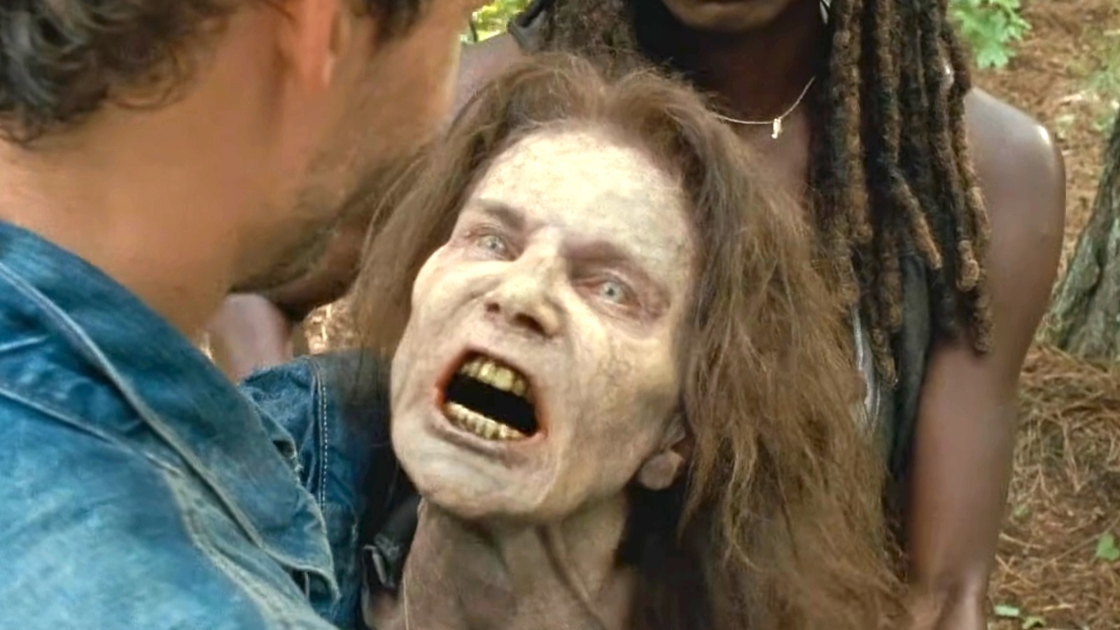 The Walking Dead Zombie Extras Have Tiered Makeup Processes Behind The Scenes