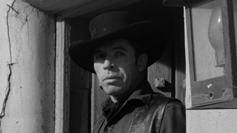 Michael Pate in Curse of the Undead