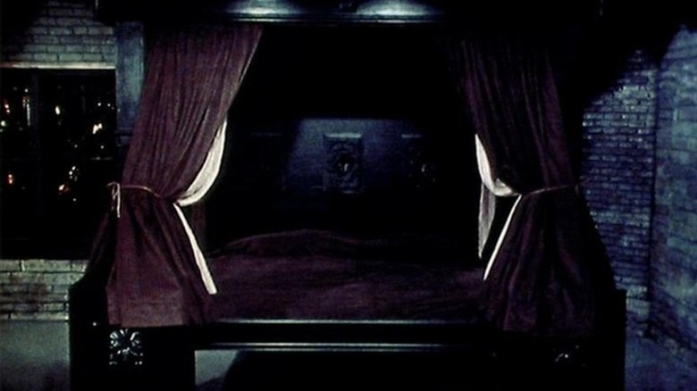 Death Bed: The Bed That Eats