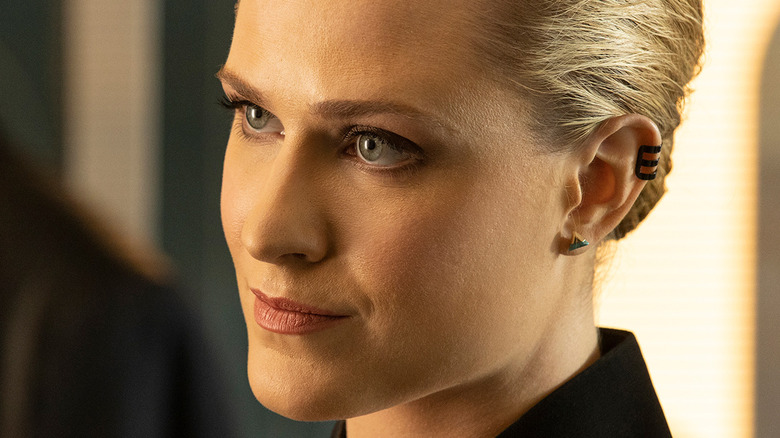 Dolores in black, Westworld