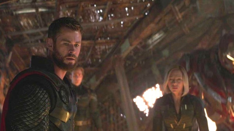 Thor decapitates Thanos