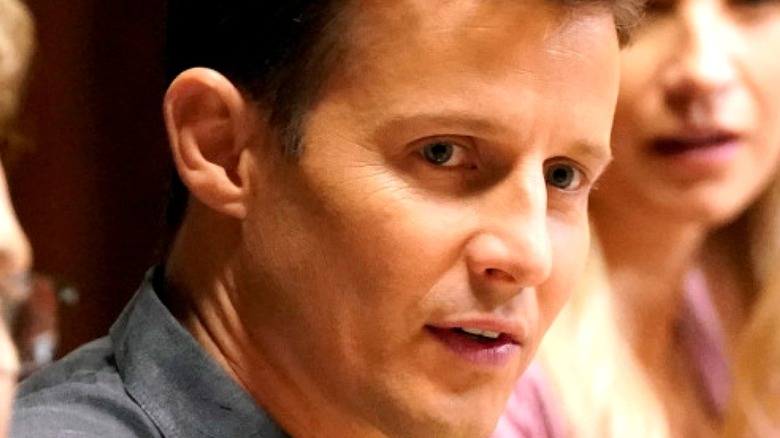 Will Estes staring at Henry