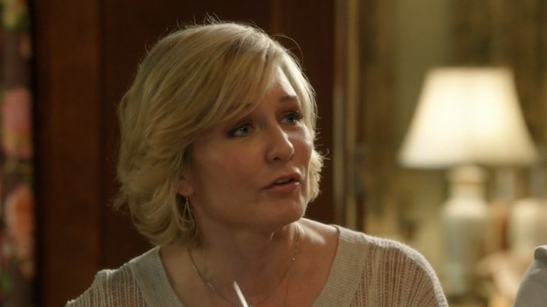 Linda Reagan Amy Carlson