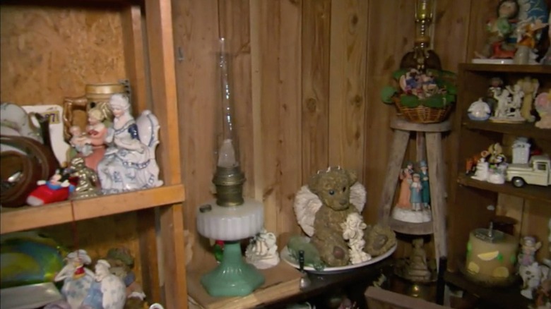 Oil lamp on American Pickers