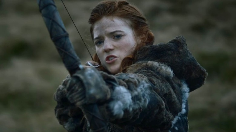 Ygritte holding bow and arrow