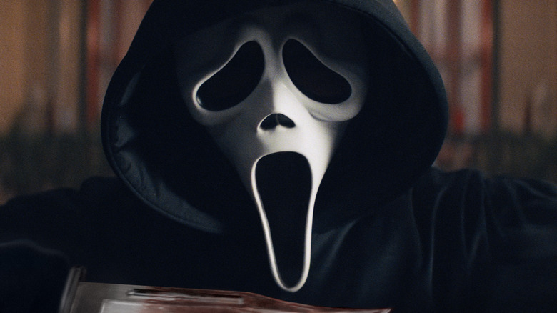 Ghostface in Scream 5 