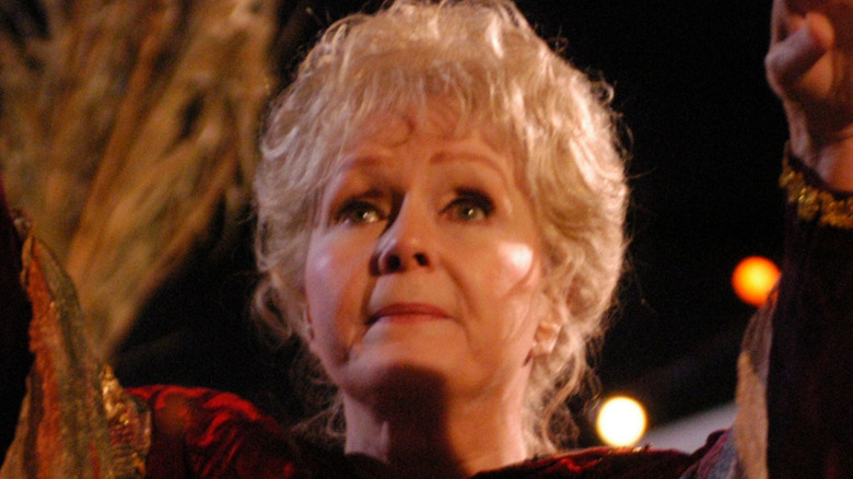 Debbie Reynolds as Aggie in 