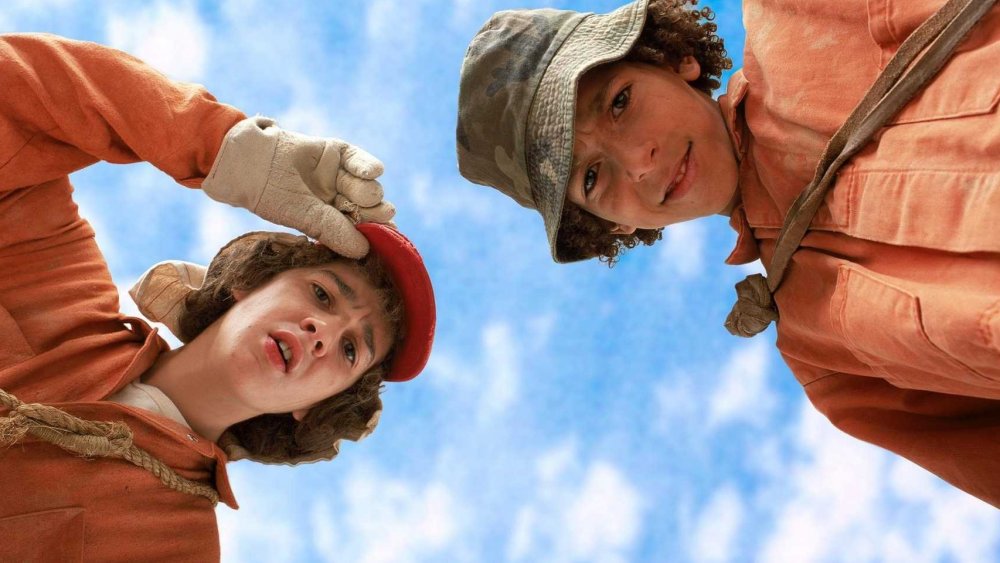 Khleo Thomas and Shia LaBeouf in Holes (2003)