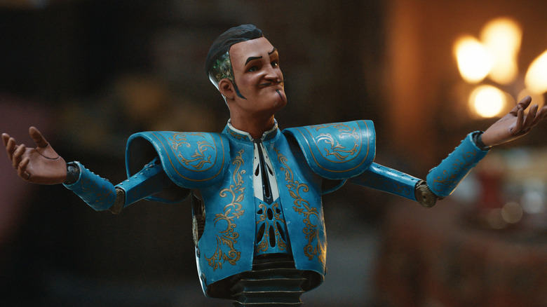 Don Juan Diego standing