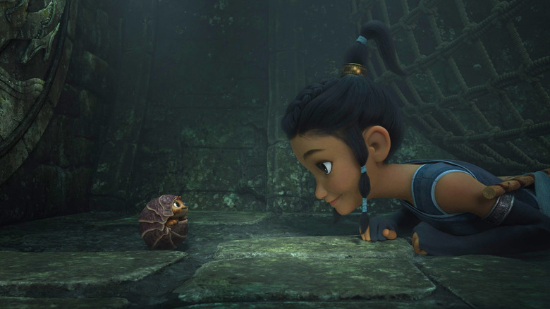 Raya looks at Tuk Tuk