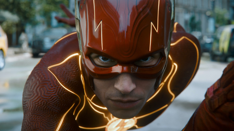 The Flash preparing to run