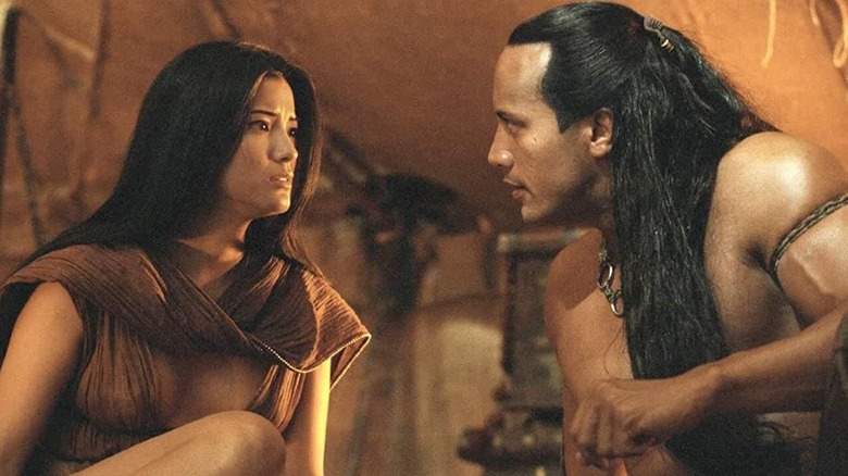 Kelly Hu as Cassandra and the Rock as Mathayus in The Scorpion King