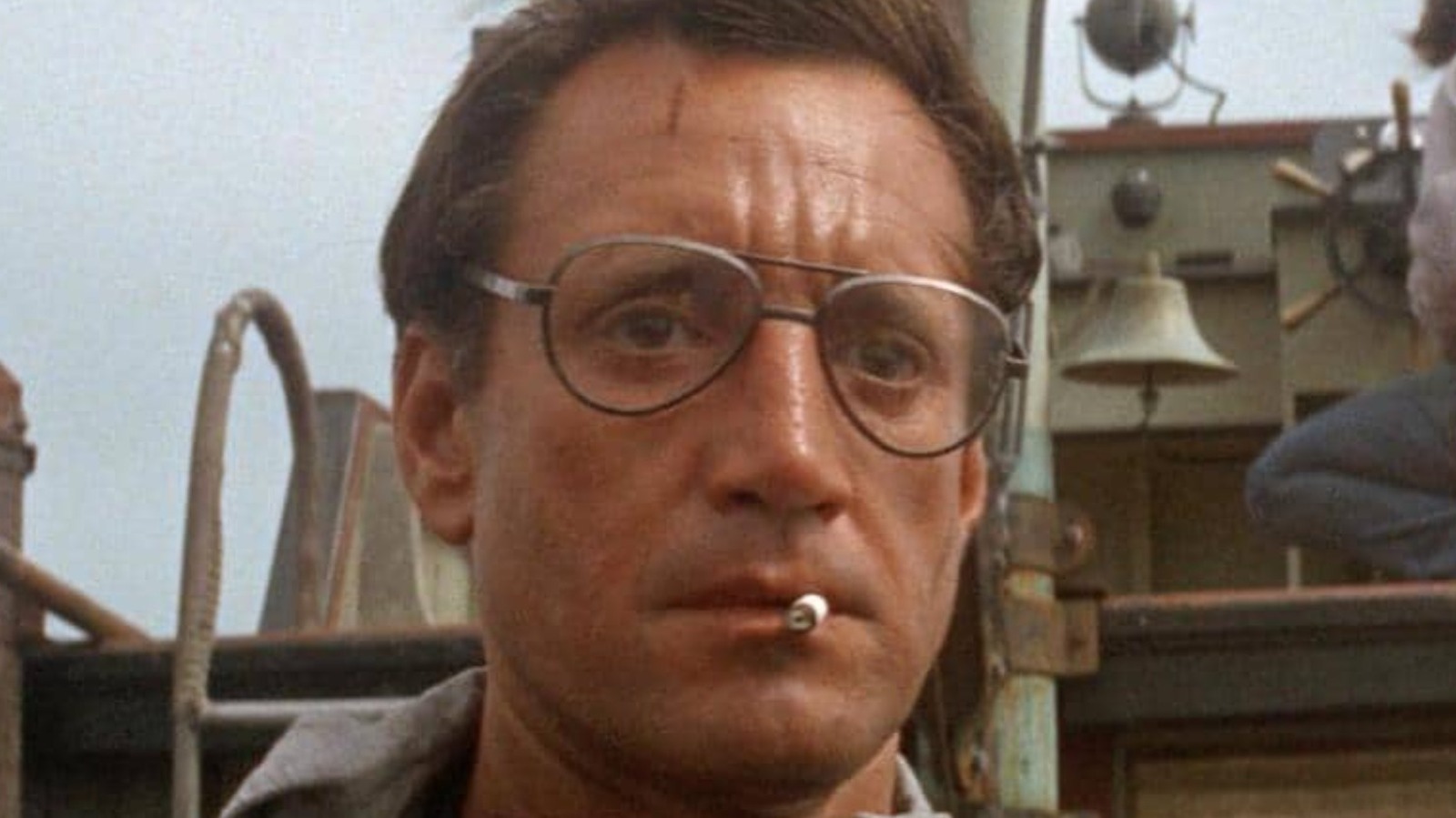 things-that-happen-in-every-jaws-movie