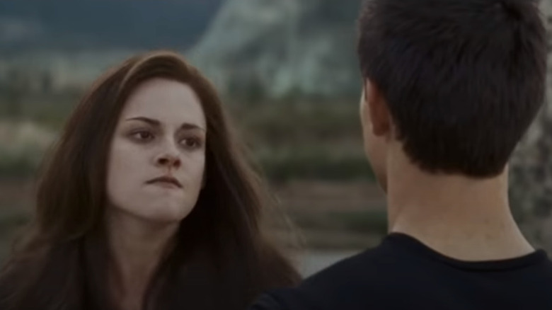 Bella fighting Jacob Black