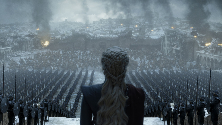 Emilia Clarke as Daenerys Targaryen speaking to the Dothraki in Game of Thrones