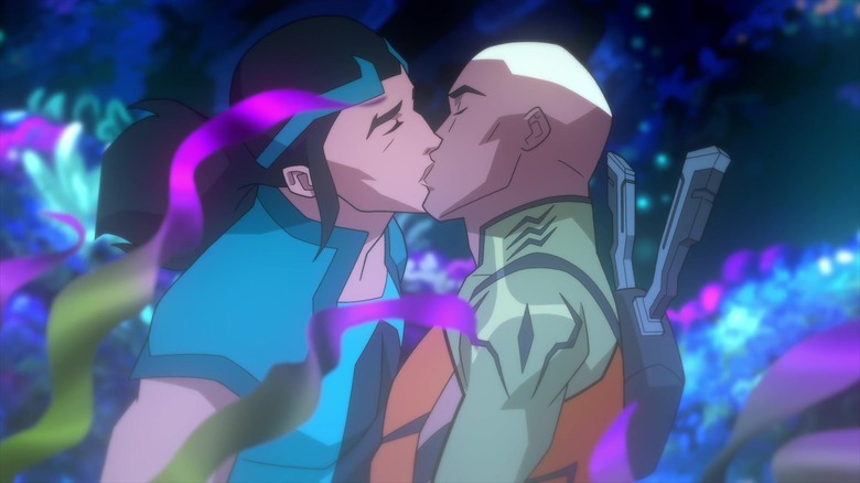 Wyynde and Kaldur kiss
