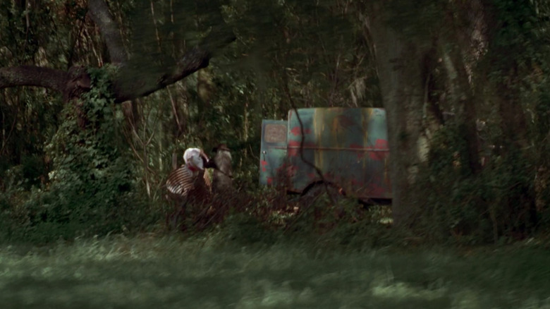 Creeper hiding bodies