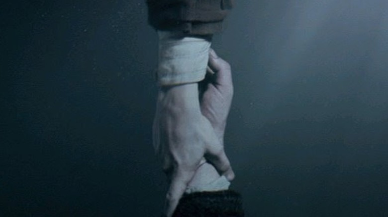 Lord of the Rings hands Frodo Sam