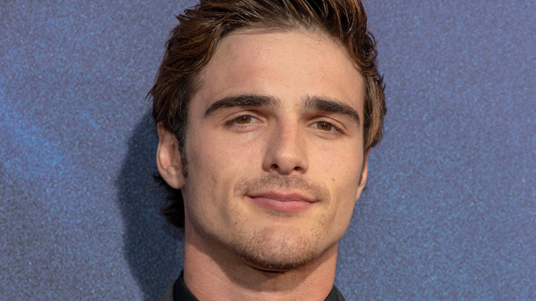 Jacob Elordi smiling for press