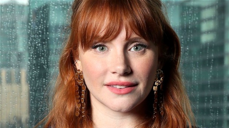 Bryce Dallas Howard wearing long earrings