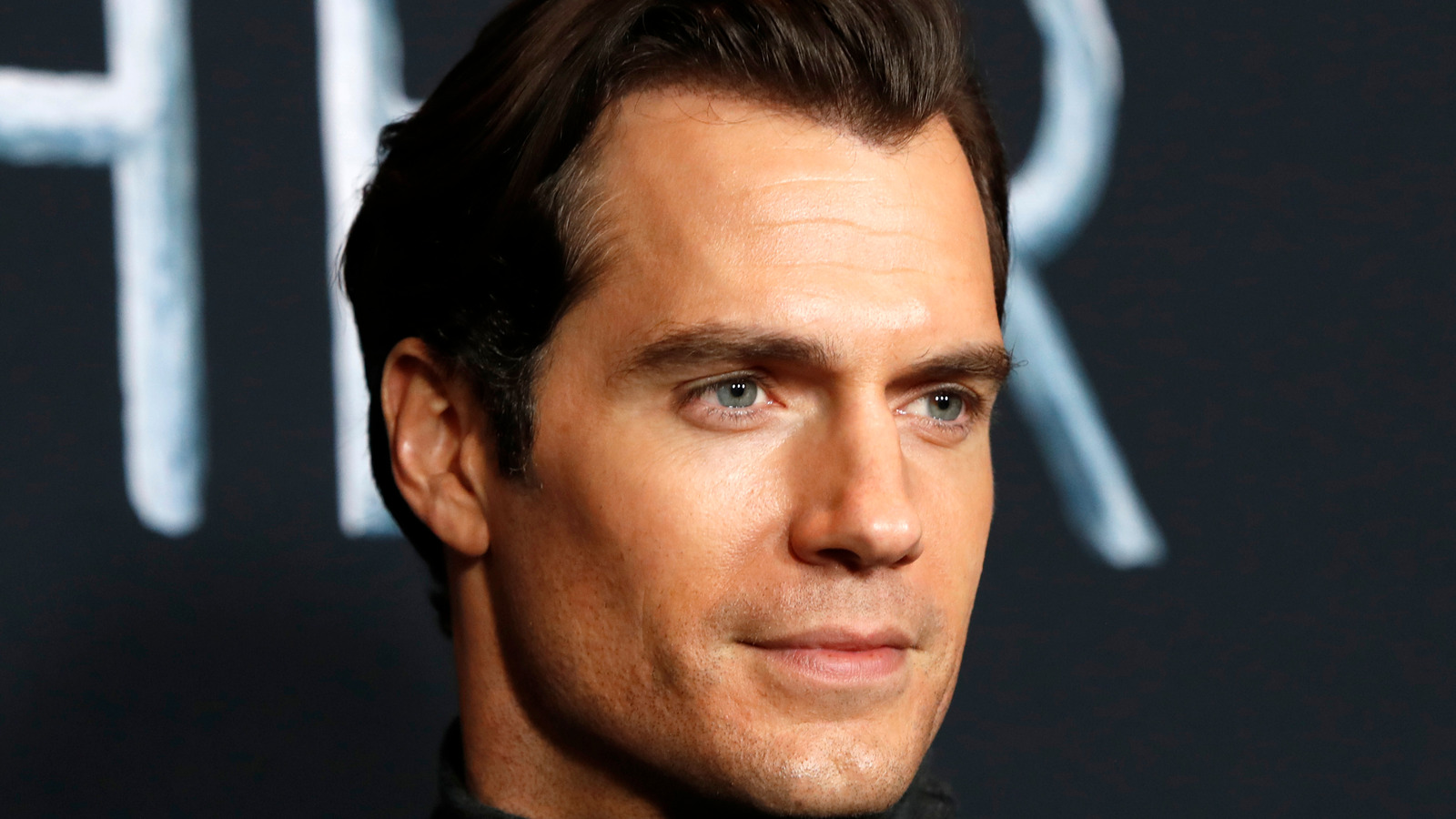 Henry Cavill stuns as Captain Britain in jaw-dropping new MCU image