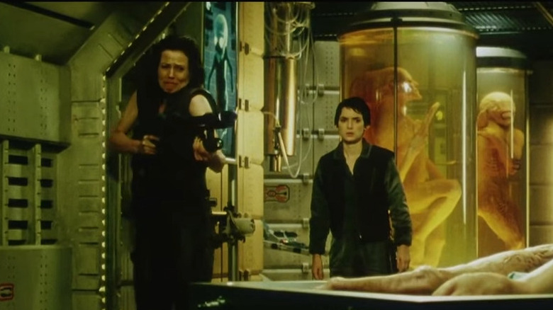 Sigourney Weaver and Winona Ryder in Alien: Resurrection 