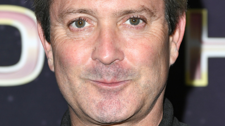 Thomas Lennon smirking