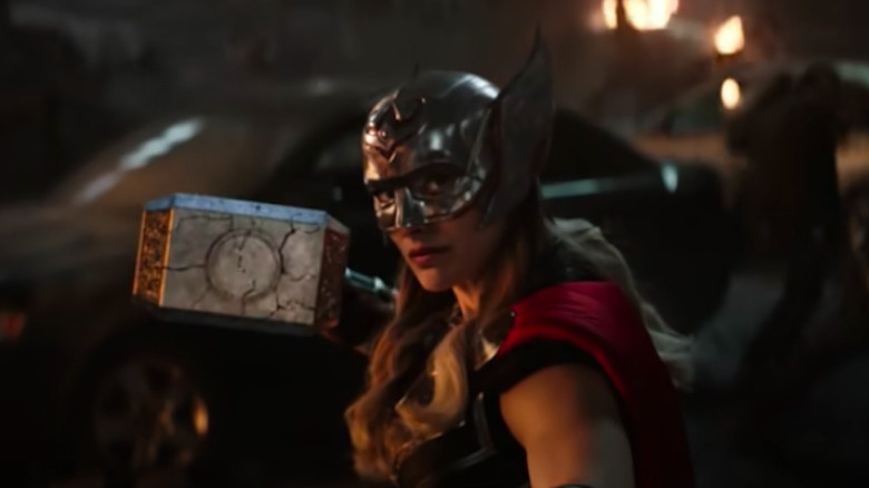 Jane transforms into Mighty Thor